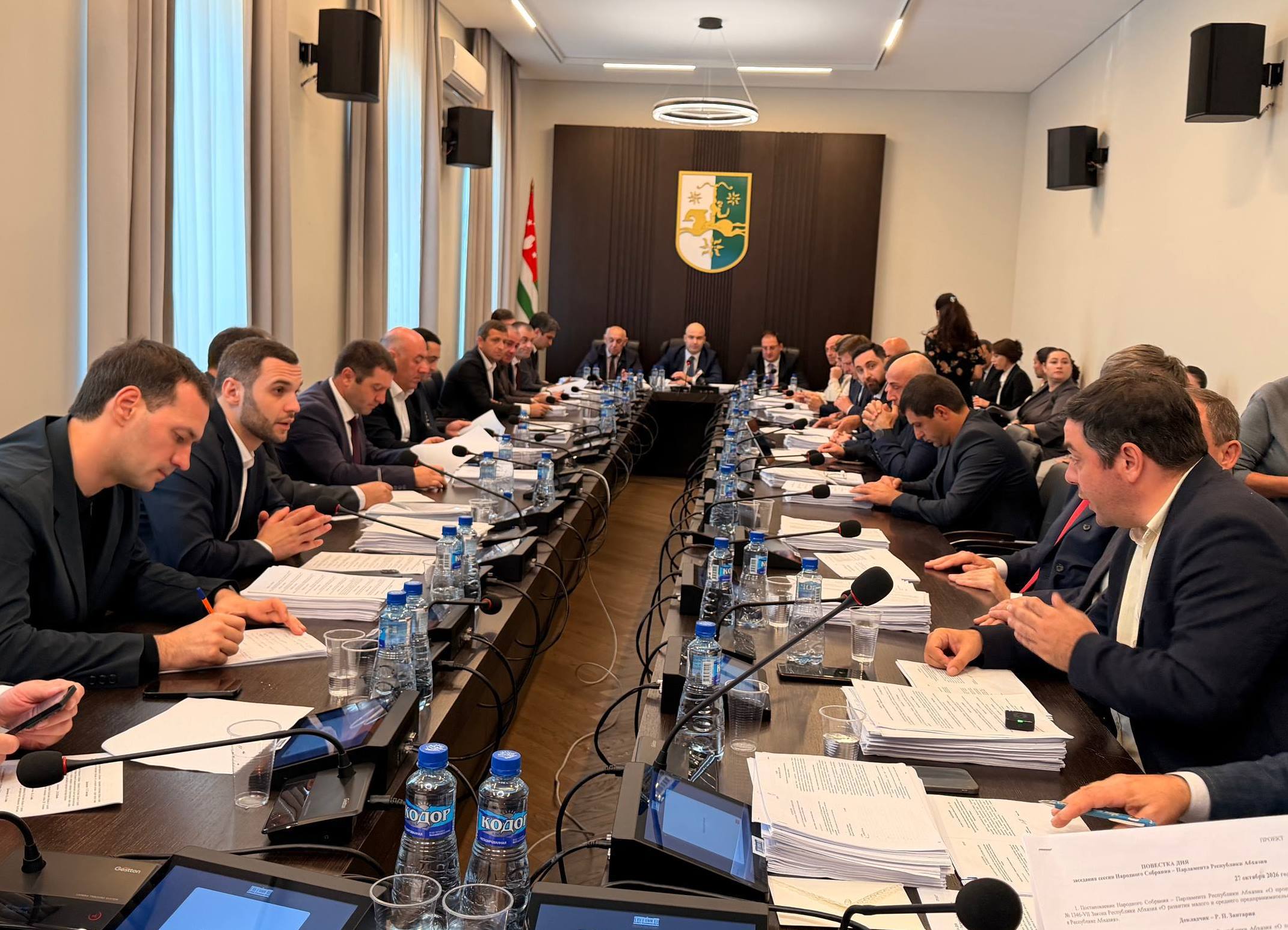 Парламент принял законопроект  о госрегистрации автотранспорта
